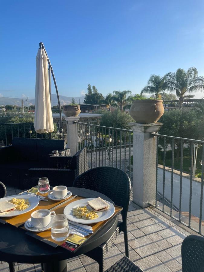 Hotel Villa Ruggiero Brusciano Extérieur photo